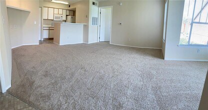 2212 Grand Cayman Ct in Kissimmee, FL - Building Photo - Building Photo