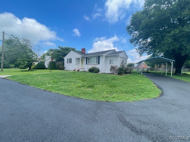 7284 Edgeworth Rd in Mechanicsville, VA - Building Photo
