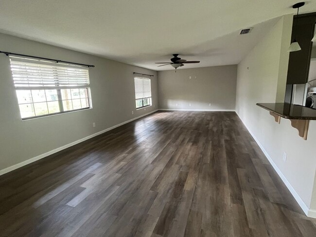 1807 Cottage Ave SW in Live Oak, FL - Building Photo - Building Photo