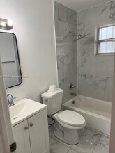 467 SW 7th St in Miami, FL - Building Photo - Building Photo