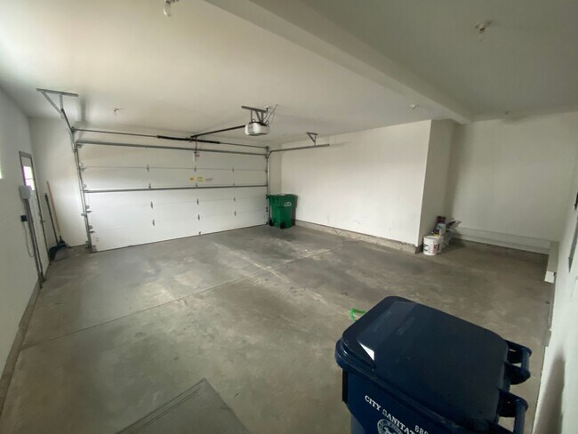 1078 Oak Park Dr in Bozeman, MT - Building Photo - Building Photo