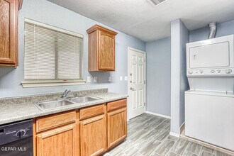 14310 Gil Reyes Dr in El Paso, TX - Building Photo - Building Photo