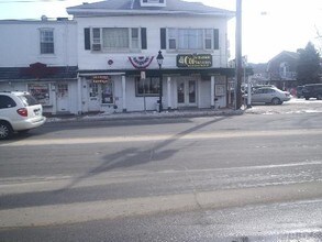 Chandler Square in Port Jefferson, NY - Building Photo - Building Photo