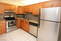 5552 Malt Dr in Ft. Myers, FL - Foto de edificio - Building Photo