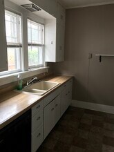 729 W Vine St in Springfield, IL - Building Photo - Building Photo