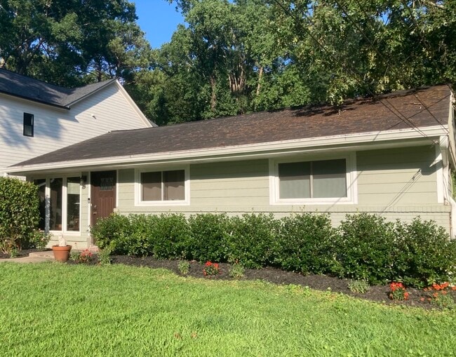 1103 Palafox Dr NE in Atlanta, GA - Building Photo - Building Photo