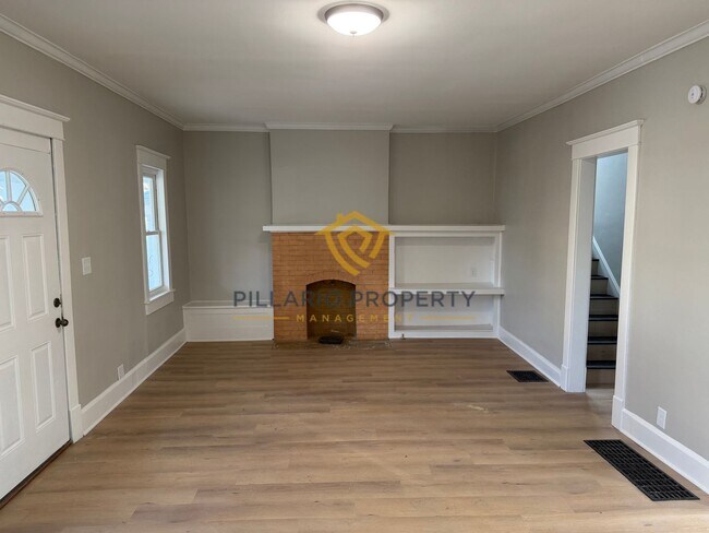 323 N Lesley Ave in Indianapolis, IN - Building Photo - Building Photo