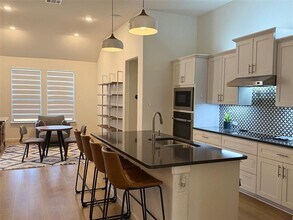 1122 Silverthorne Trl in Justin, TX - Building Photo - Building Photo