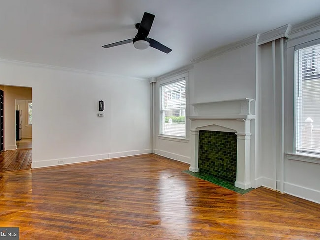 10 E James St