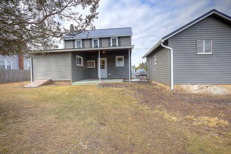 214 E 3rd St in Mifflinville, PA - Building Photo - Building Photo