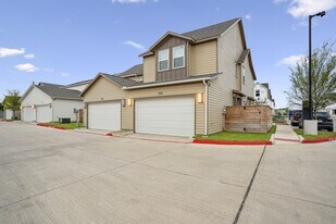 Avendale Painted Tree in McKinney, TX - Building Photo