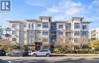 11887 Burnett St. in Maple Ridge, BC - Building Photo