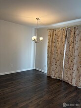 10 Stanton Rd in Mount Holly, NJ - Building Photo - Building Photo