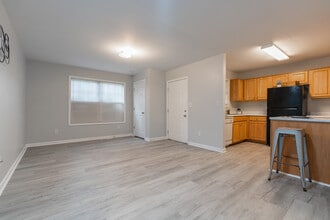 Nichols Meadows in Louisville, KY - Building Photo - Interior Photo