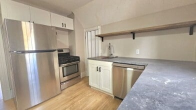 3832 Harriet Ave in Minneapolis, MN - Building Photo - Building Photo