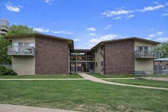 3702 E Colorado Ave in Denver, CO - Building Photo - Building Photo