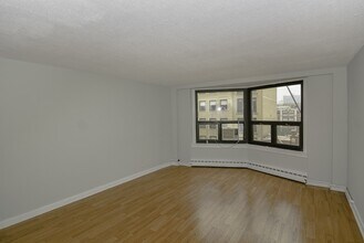 450 W Wellington Ave in Chicago, IL - Building Photo - Building Photo