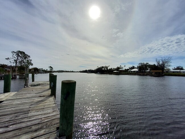 7402 Hwy 2302 in Southport, FL - Building Photo - Building Photo