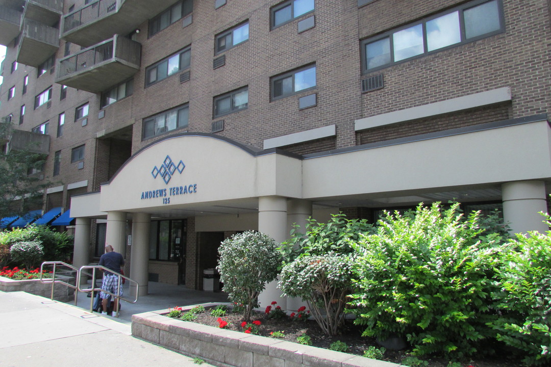 Andrews Terrace in Rochester, NY - Building Photo