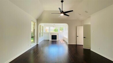 5510 Cherry Creek Bend Ct in Houston, TX - Building Photo - Building Photo