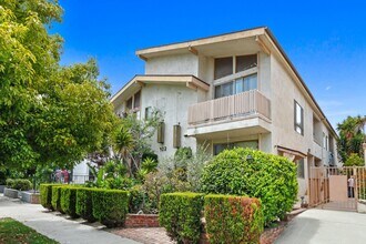 932 10th St in Santa Monica in Santa Monica, CA - Building Photo - Building Photo