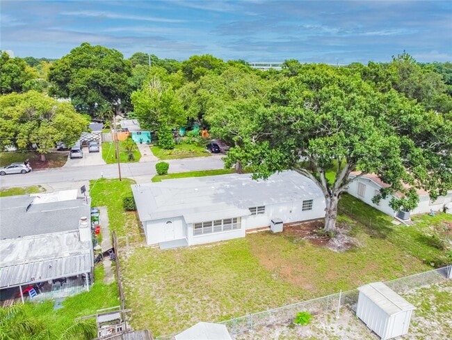 4511 S Cameron Ave in Tampa, FL - Building Photo - Building Photo