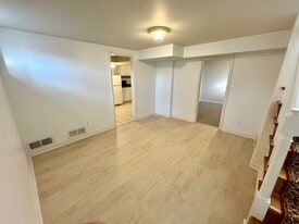 201 E Indian Spring Dr, Unit Unit 1 - Yard - Utilities in Silver Spring, MD - Building Photo