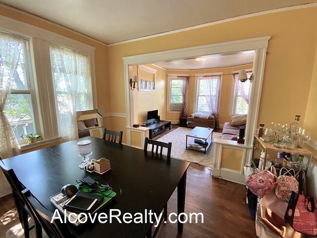 225 Summer St, Unit 3