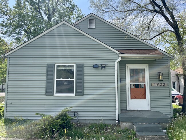property at 1902 Bancroft St