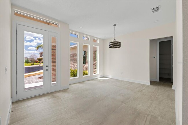 208 Caladonia Ct in Lake Alfred, FL - Foto de edificio - Building Photo