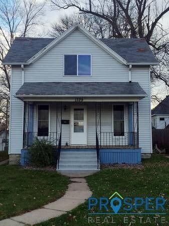 1329 5th Ave in Eau Claire, WI - Foto de edificio - Building Photo