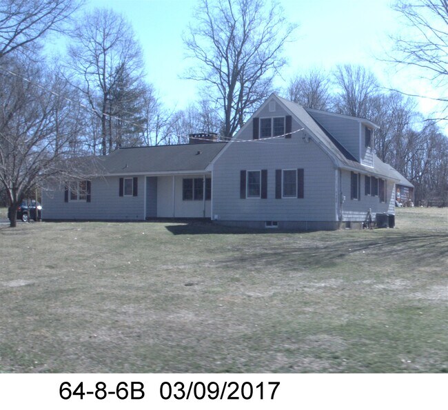 27 Russell Ave Rentals in Orange, CT