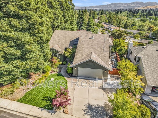 property at 325 Paraiso Dr