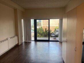 Luther Tower - 55+ Affordable Community in San Diego, CA - Foto de edificio - Building Photo