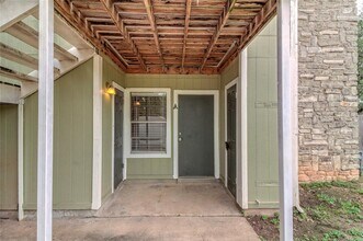400 Hedgewood Dr in Georgetown, TX - Building Photo - Building Photo