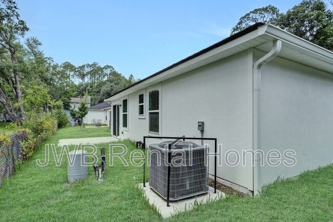 6452 Hughes St in Jacksonville, FL - Building Photo - Building Photo