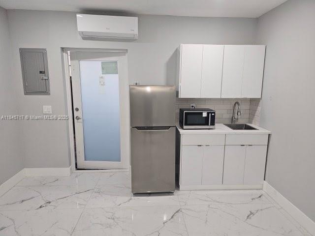 2920 SW 118th Ave in Miami, FL - Building Photo - Building Photo