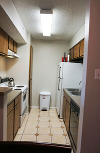 Oakridge Apartments photo'