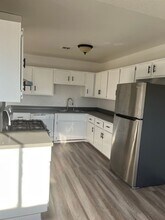 2305 Exeter Dr-Unit -Unit 3/C in Las Vegas, NV - Building Photo - Building Photo