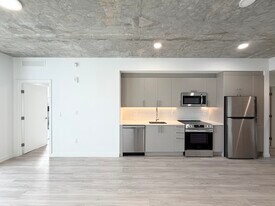 1635 NE Miami Ct, Unit A1 in Miami, FL - Building Photo