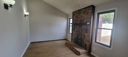 42 Hathaway Dr in Sicklerville, NJ - Building Photo - Building Photo