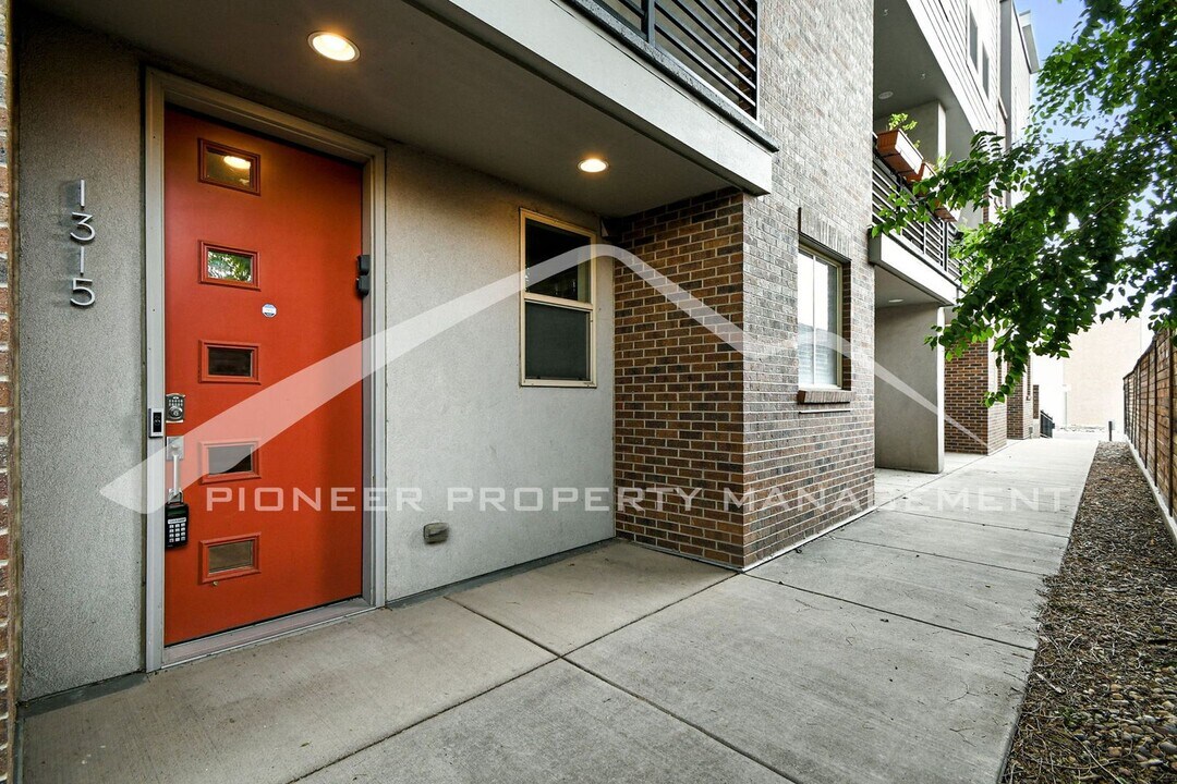 1315 Jackson St in Denver, CO - Building Photo
