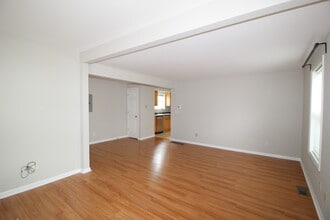 67 Scofield Ave in Stamford, CT - Building Photo - Building Photo