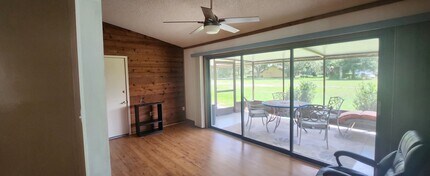 35138 Whispering Oaks Blvd in Dade City, FL - Foto de edificio - Building Photo
