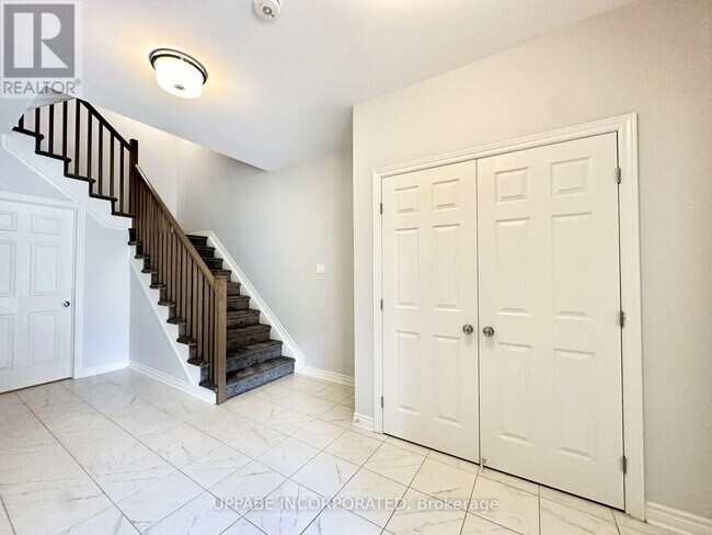 279 Pastel Way in Ottawa, ON - Building Photo - Building Photo