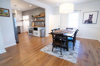 815 Eastern Ave, Unit SI ID1492672P in Indianapolis, IN - Building Photo - Building Photo