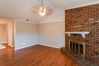 7201 Skidmore Cove in Memphis, TN - Building Photo - Building Photo