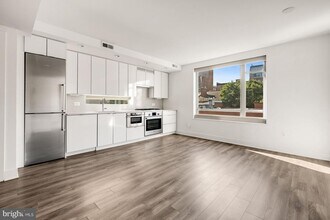 1311 13th St NW in Washington, DC - Building Photo - Building Photo