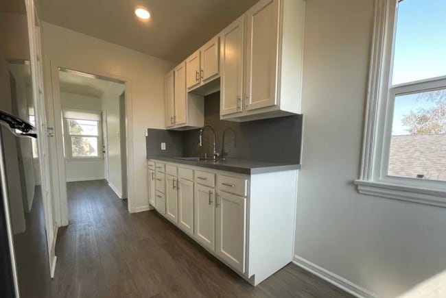 property at 1629 S Wooster St