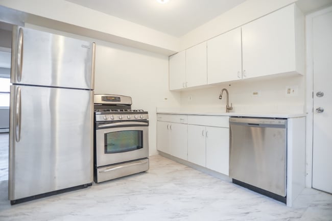 property at 1654 Pratt